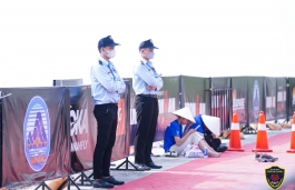 Nhân viên bảo vệ