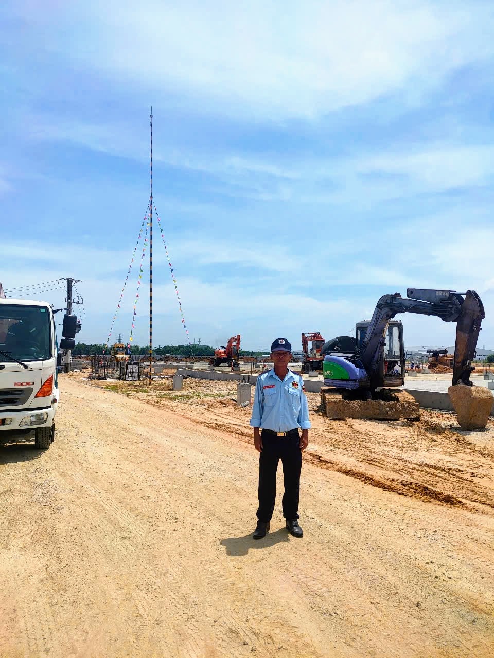 Bảo vệ kiểm tra tại  tại Dự án Great Honor Việt Nam tại KCN VSIP Quảng Ngãi