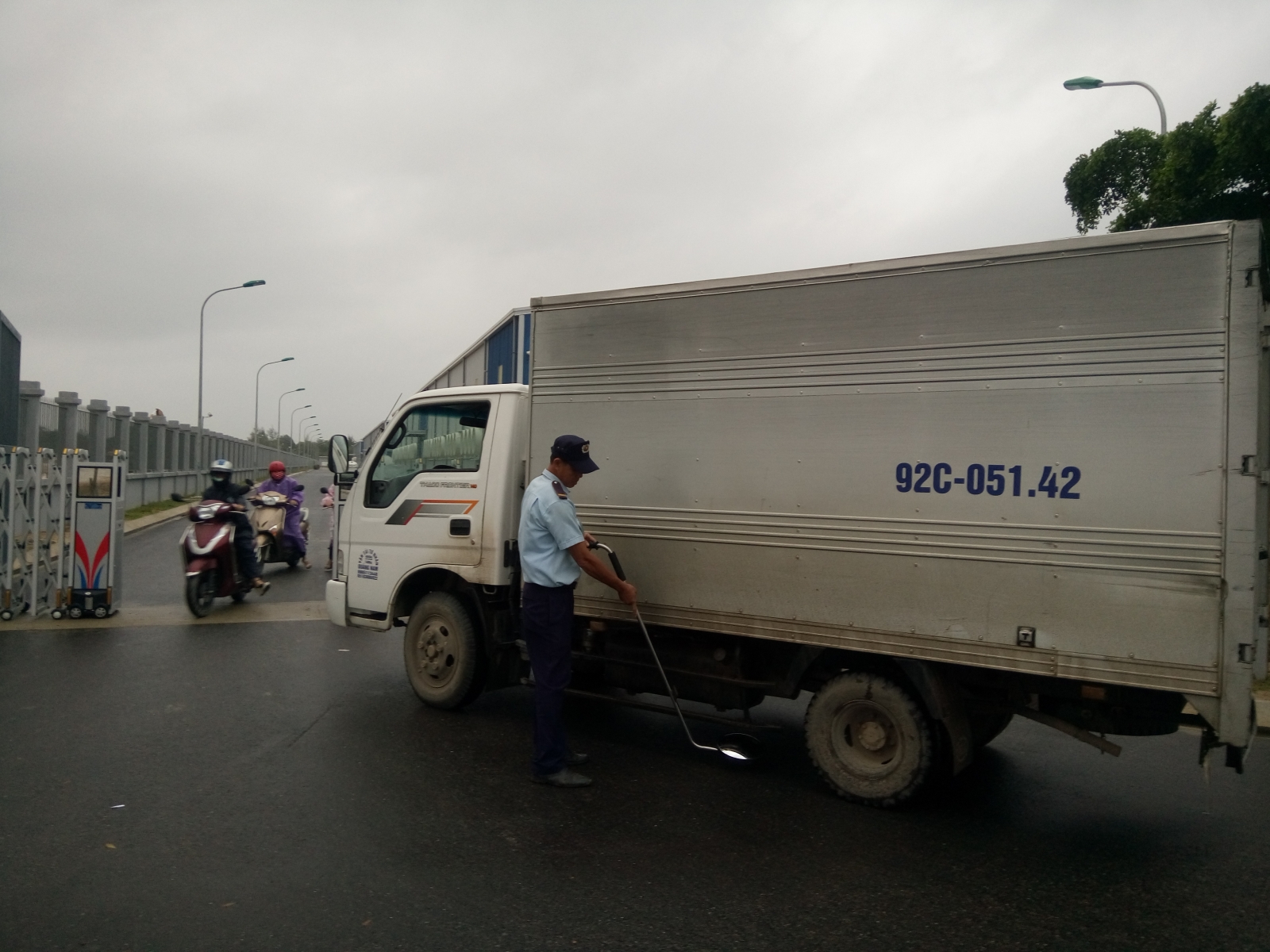 Dịch vụ bảo vệ