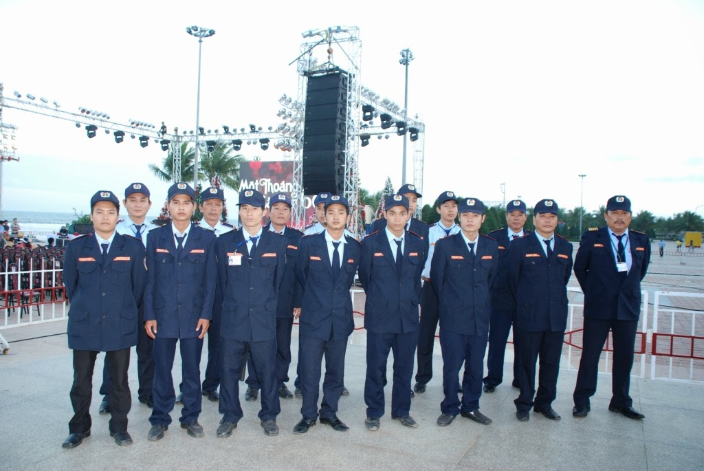 Nhân viên bảo vệ Thành Long