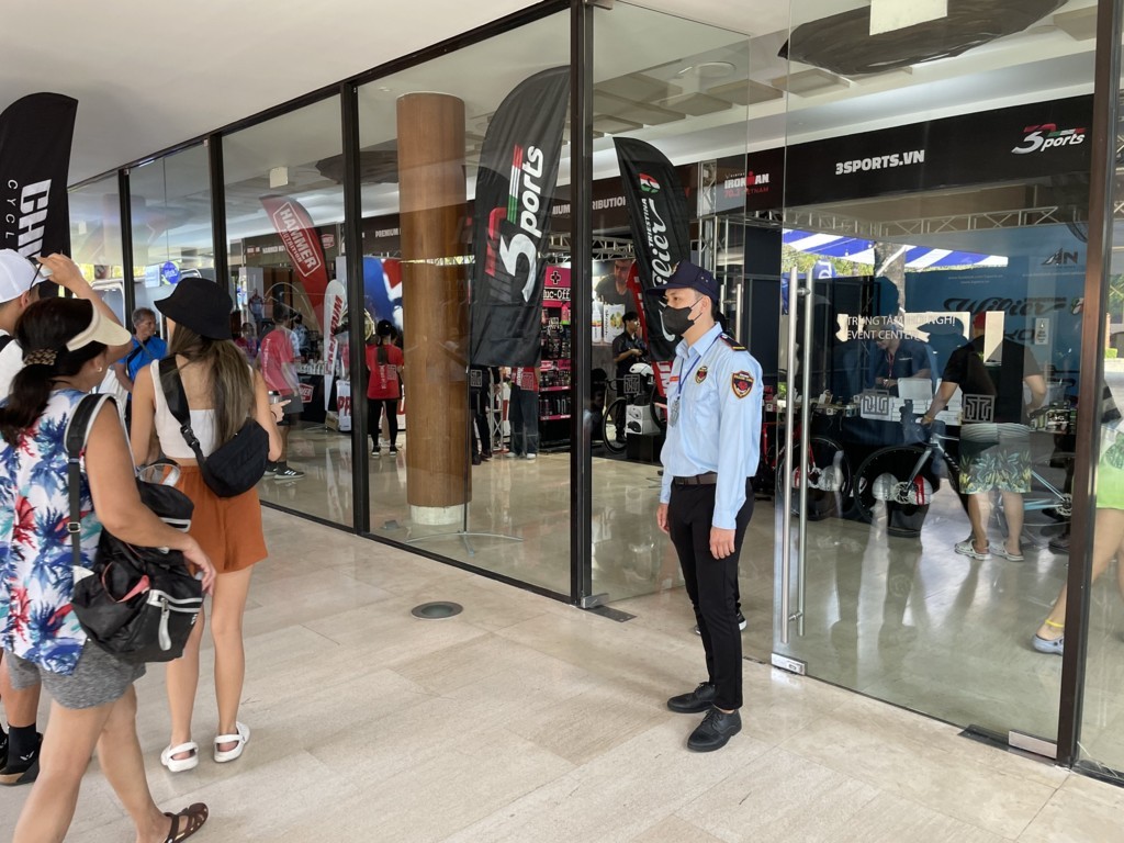 tuyển nhân viên bảo vệ