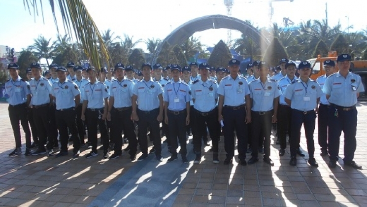 Rước cup C1 và hộ tống Ronaldinho