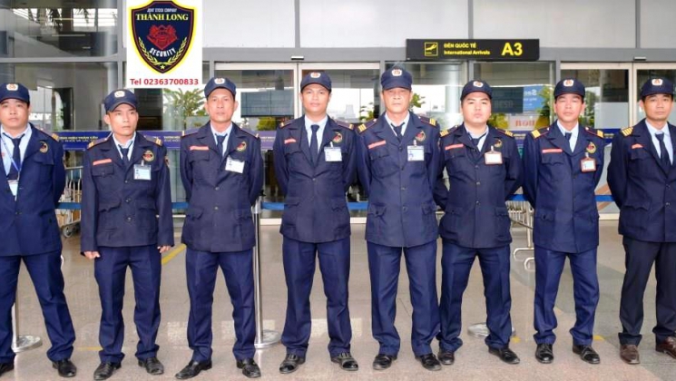 Vệ sỹ Thành Long Hộ tống VIP