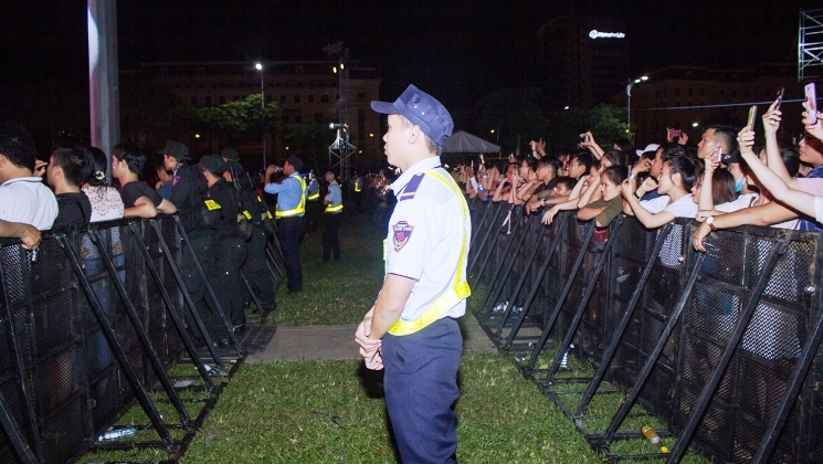 Bảo vệ Ca nhạc