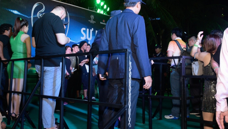 Rước cup C1 và hộ tống Ronaldinho